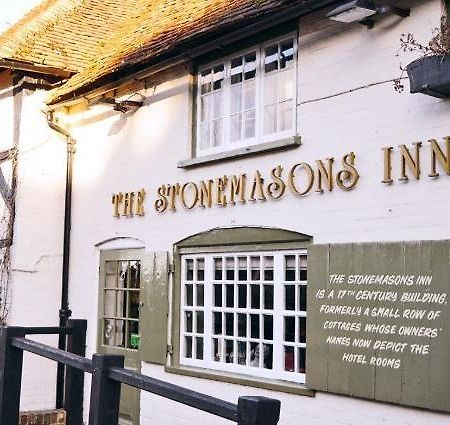 The Stonemasons Inn Петуърт Екстериор снимка