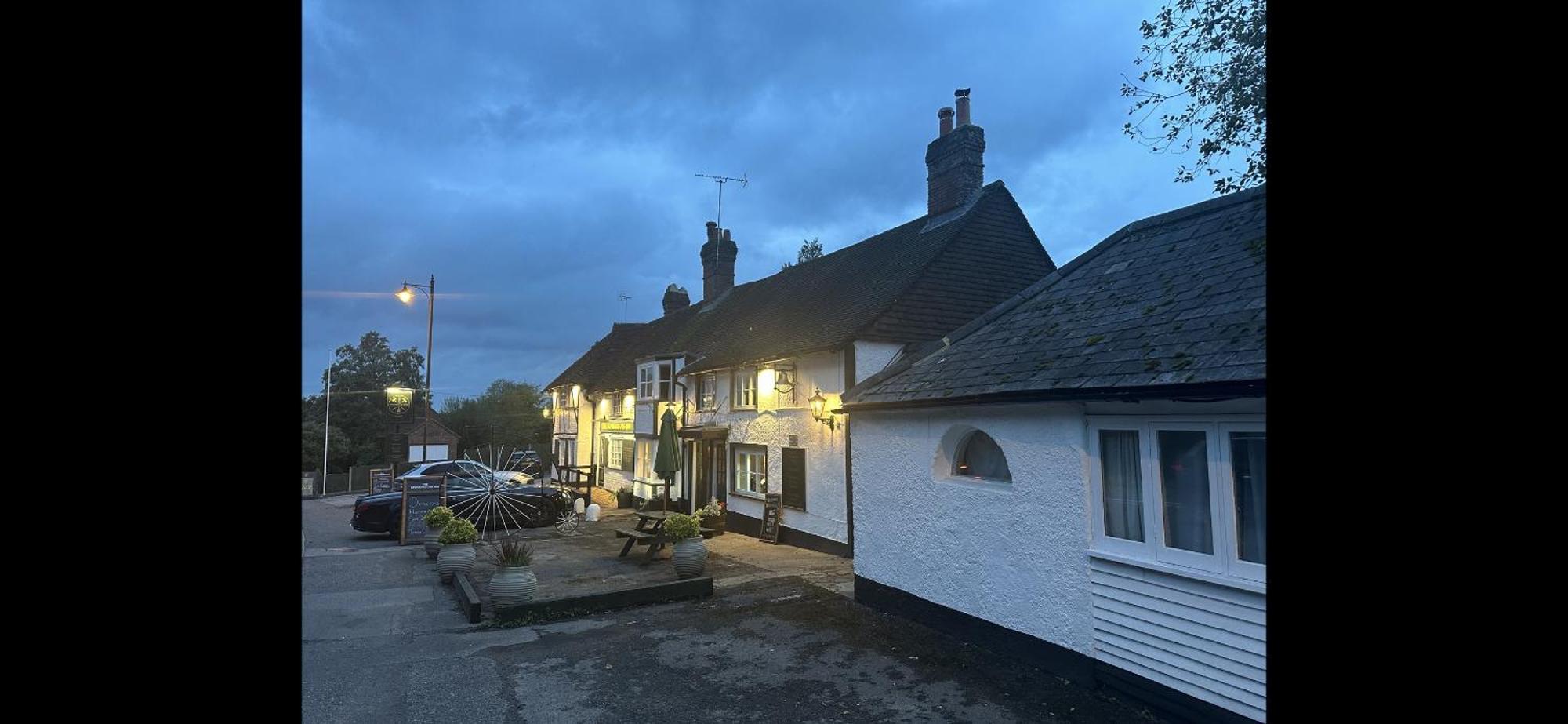 The Stonemasons Inn Петуърт Екстериор снимка