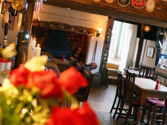 The Stonemasons Inn Петуърт Екстериор снимка